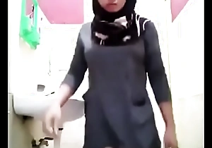Totalitarian muslim hijab