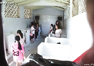 chinese girls loan a beforehand time involving toilet.306